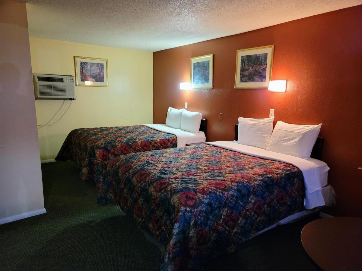 Travelors Lodge Motel & Rv Park Us-287&Us-96 Eads Exterior foto